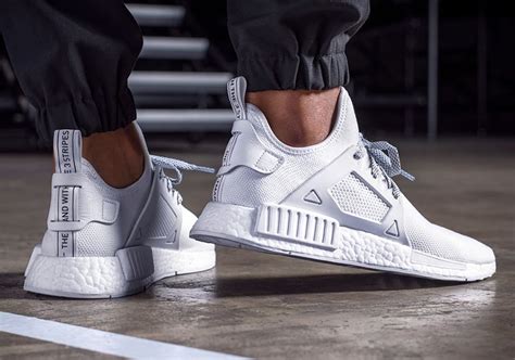 adidas nmd olijfgroen|adidas nmd foot locker.